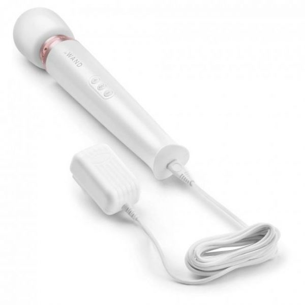 Le-Wand-Rechargeable-White-Massager-3